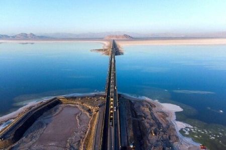 معاون سازمان محیط زیست:  دریاچه ارومیه تا احیا خیلی فاصله دارد!